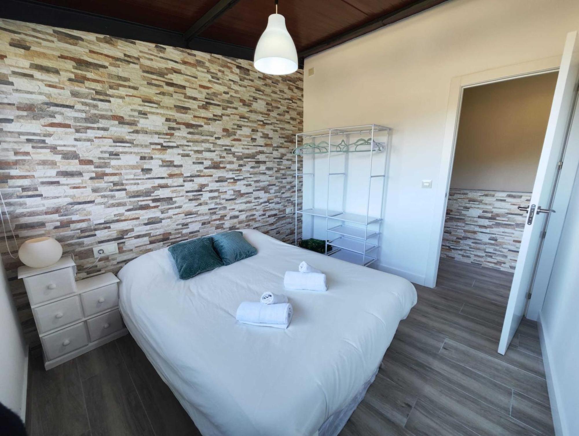 Casa Vistas Al Mar, Jardin. Holiday home Bueu